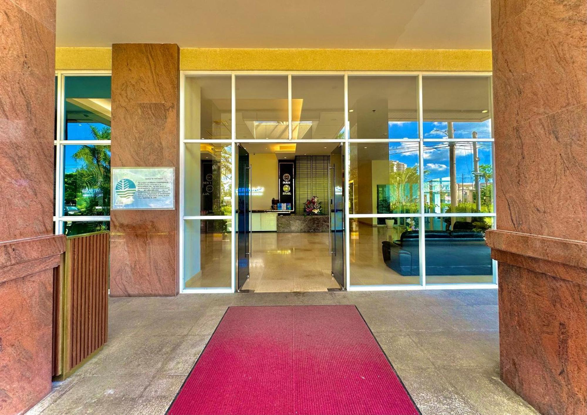 Oceanview Deluxe 1Br Suite La Mirada Lapu-Lapu City Eksteriør billede